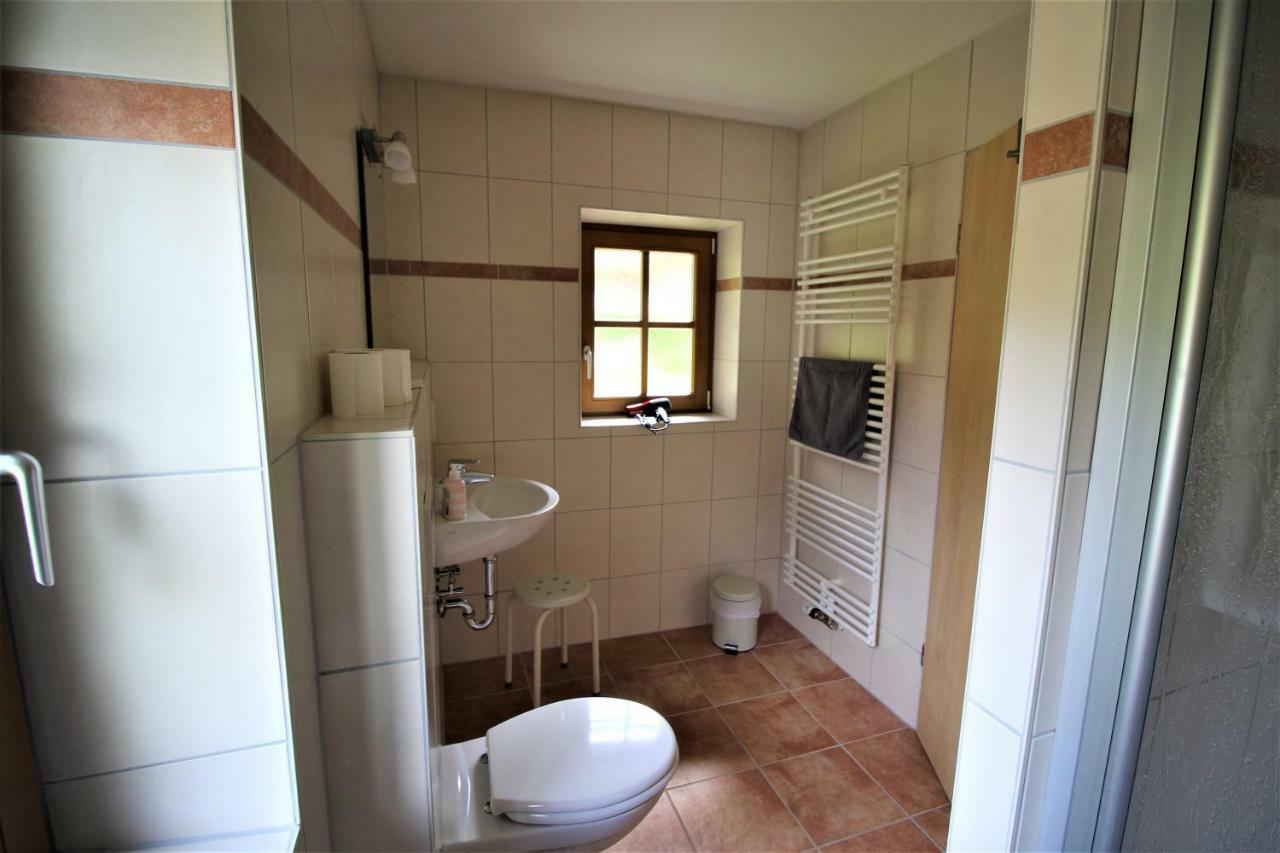 Doppelzimmer mit Gartenblick