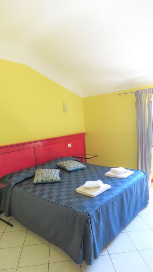 Double Room with Private External Bathroom,806336226:JPEG