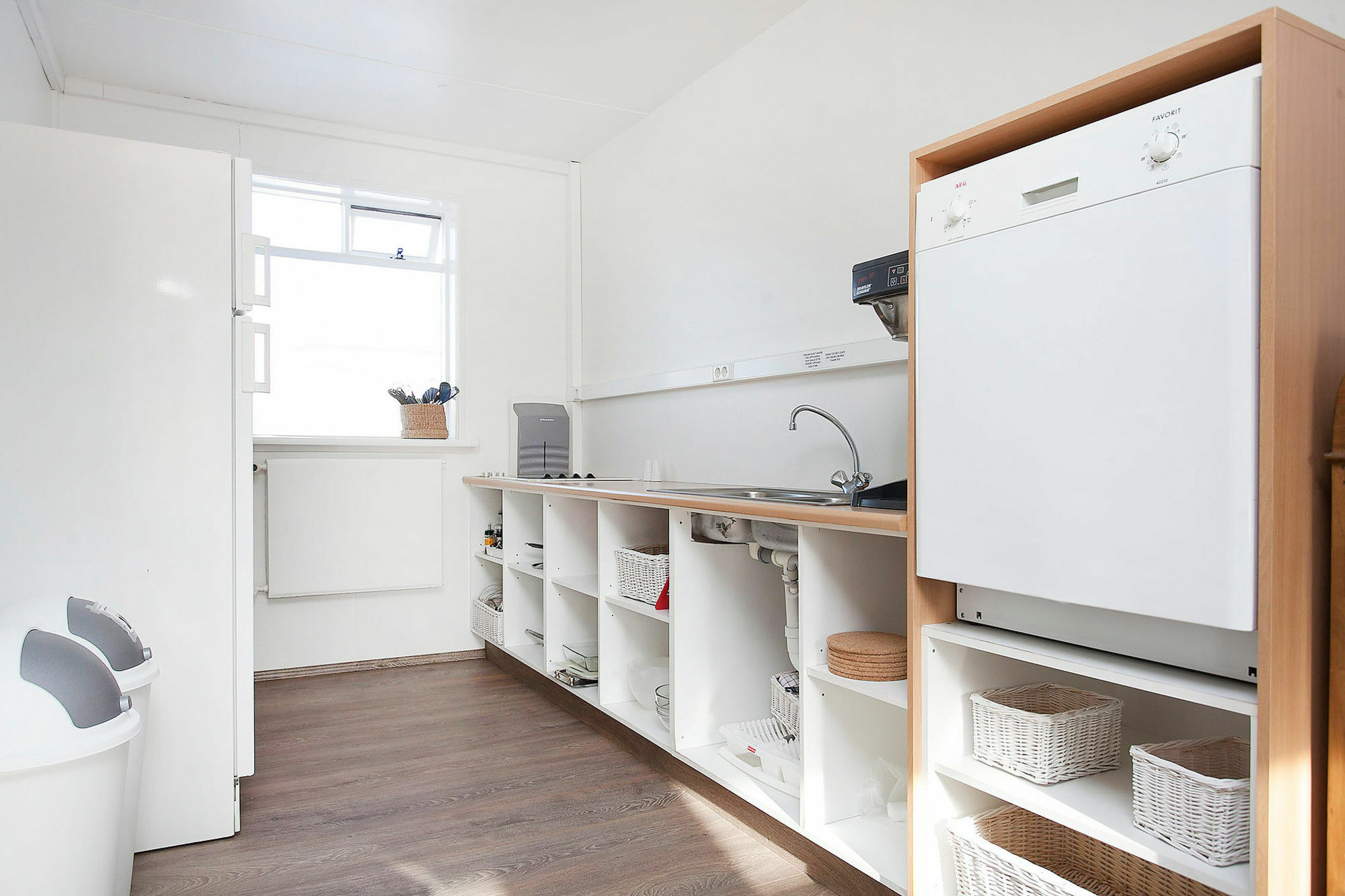 Single Room with Shared Bathroom