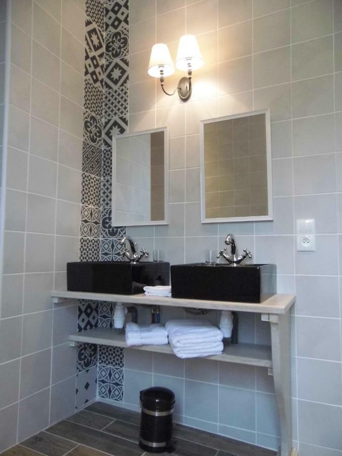 Triple Room Private Bathroom,1649048268:JPEG