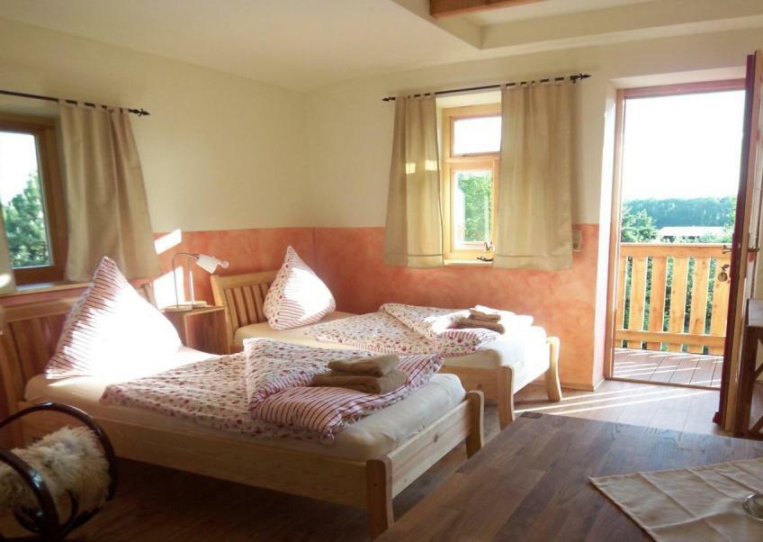 Doppelzimmer mit Gartenblick 2