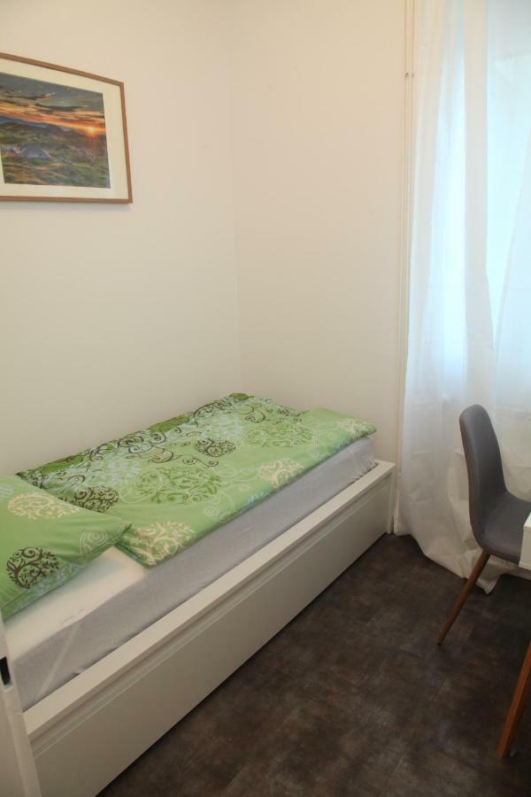 Small Single Room