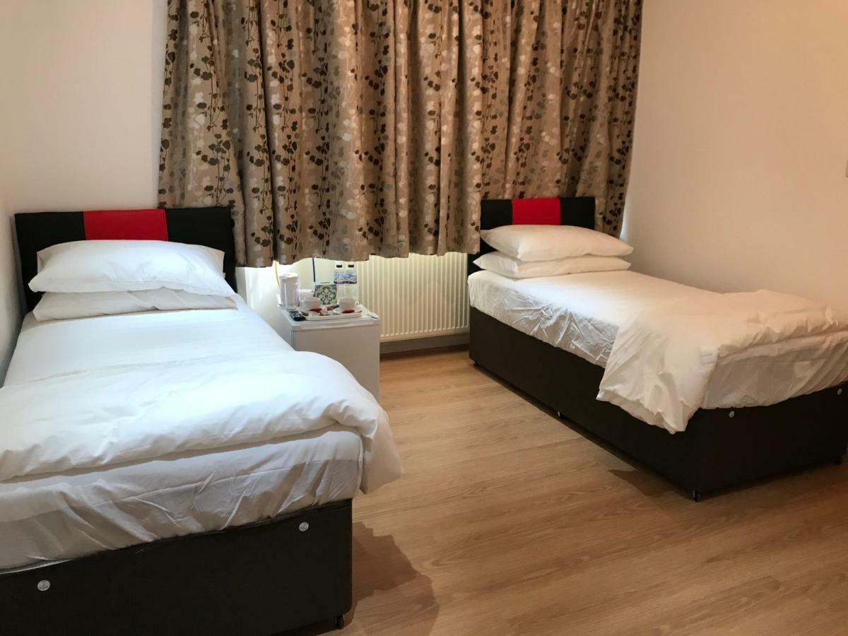 Triple Room with Shower