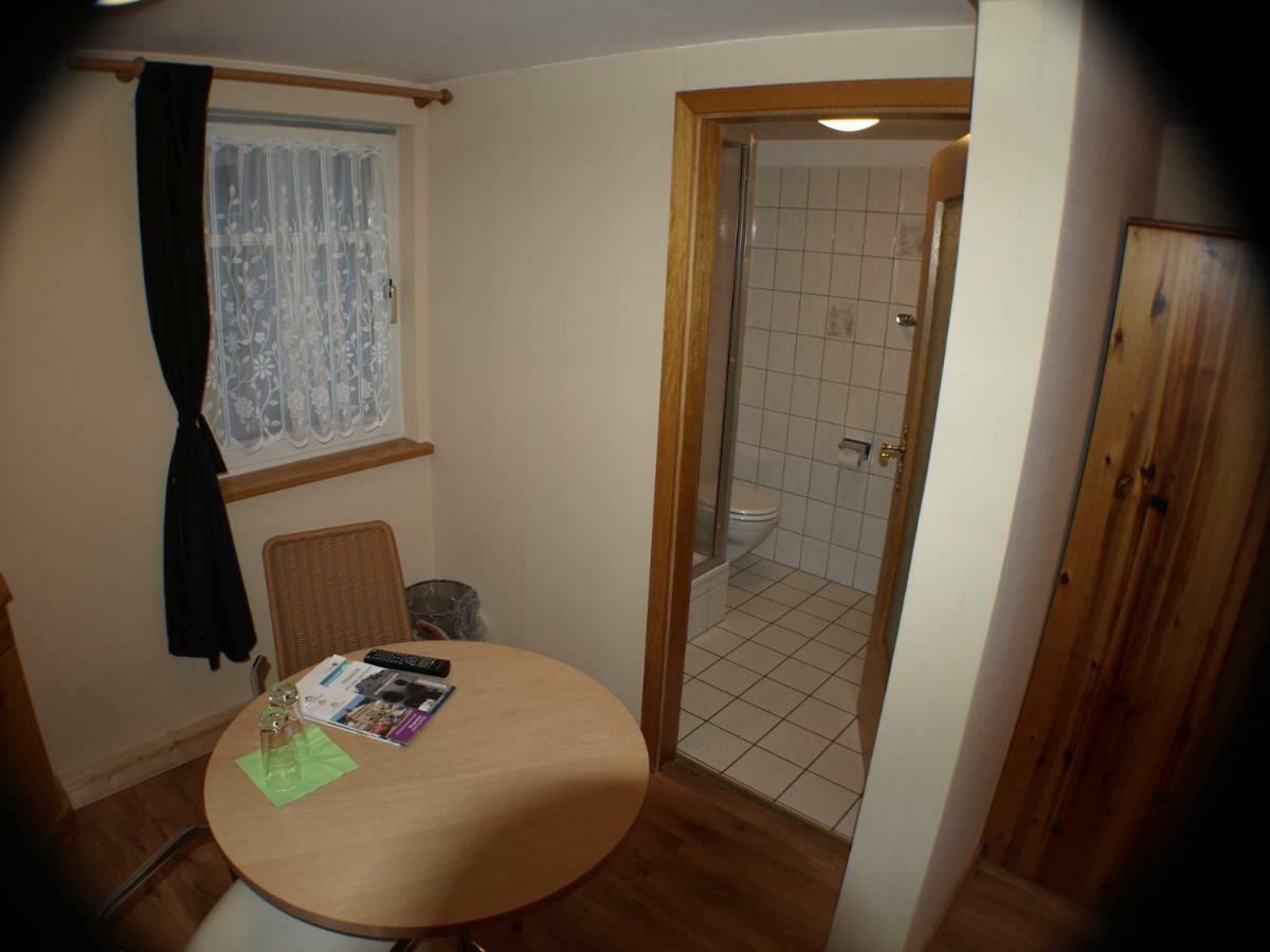 Familienzimmer mit Bad