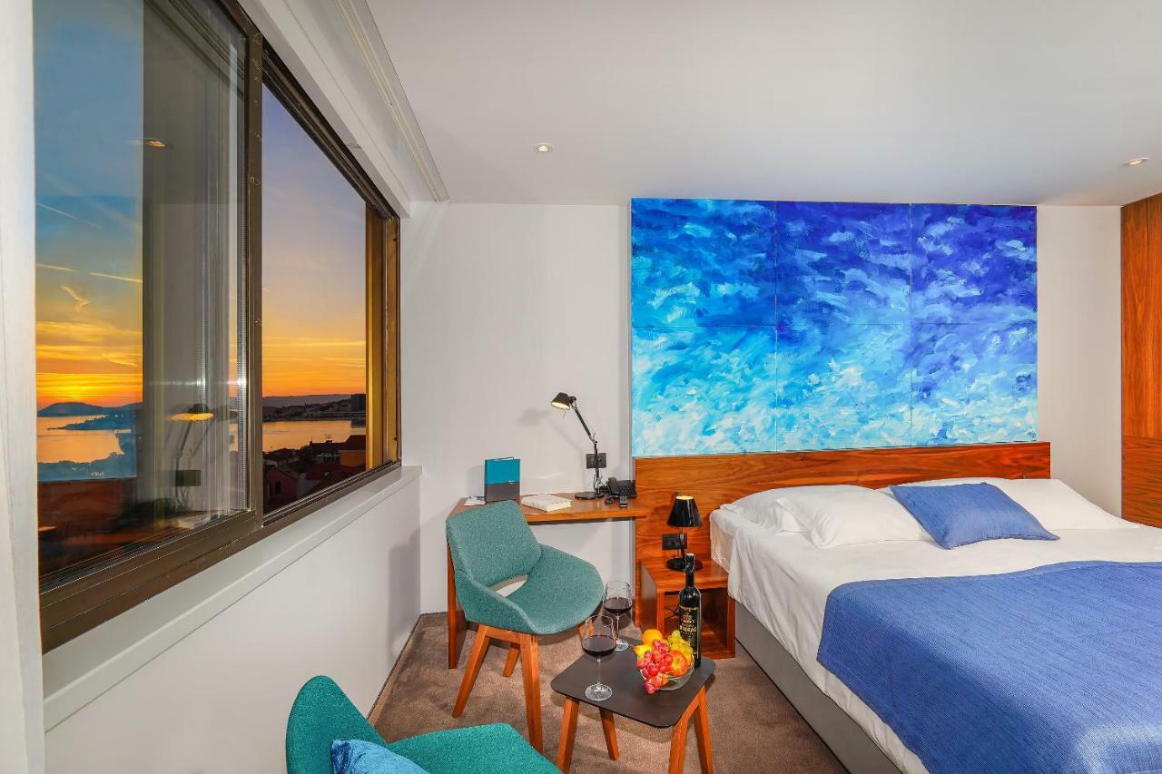 Superior Double or Twin Room with Sea View