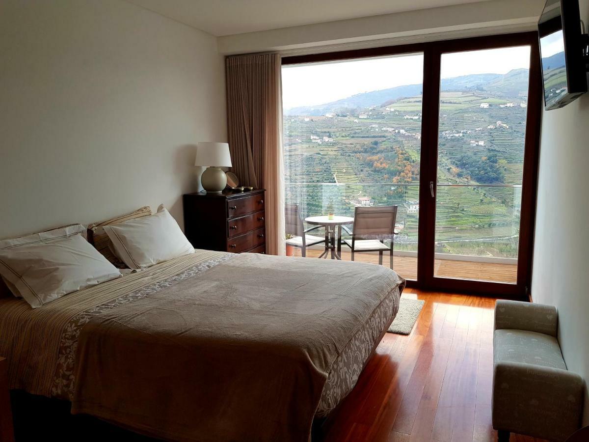 Suite River View,1559575123:JPEG