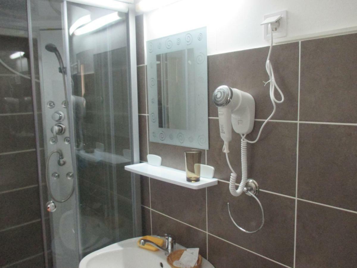 Habitación Doble con baño privado