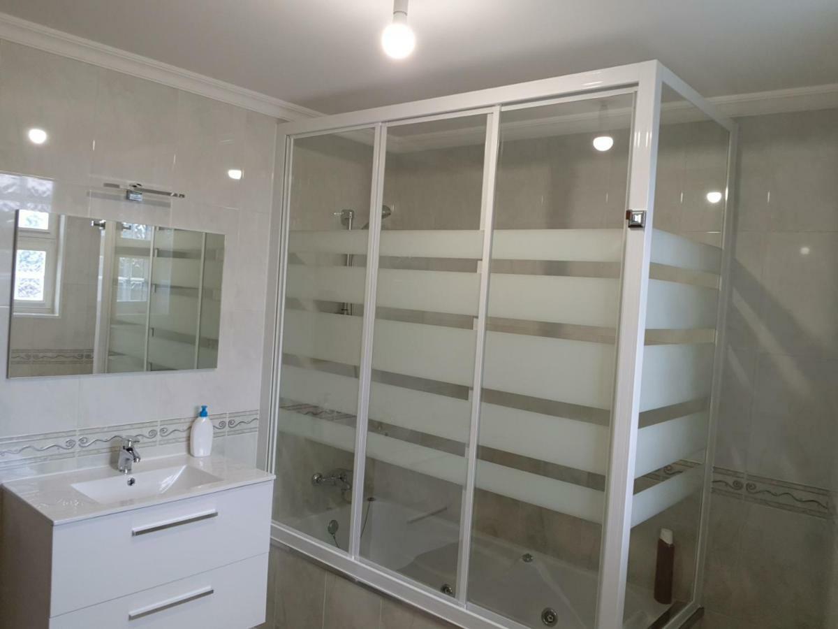 Double Room Private Bathroom,883937026:JPEG
