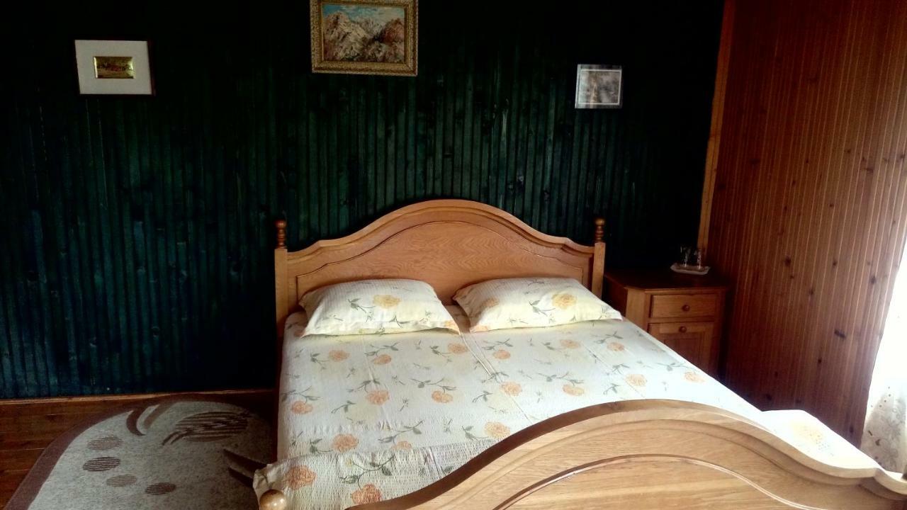 Habitación Doble con vistas a la montaña