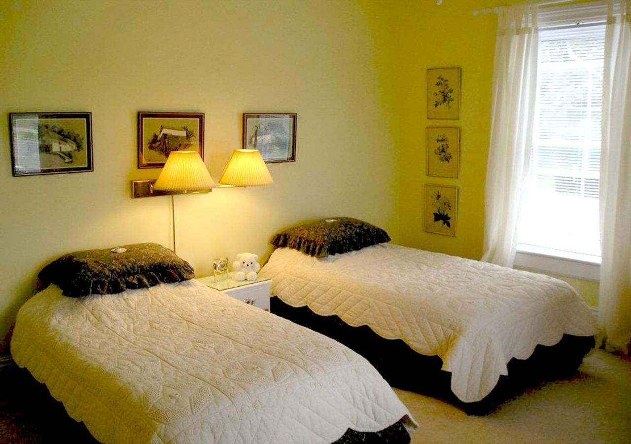 Large Twin Room