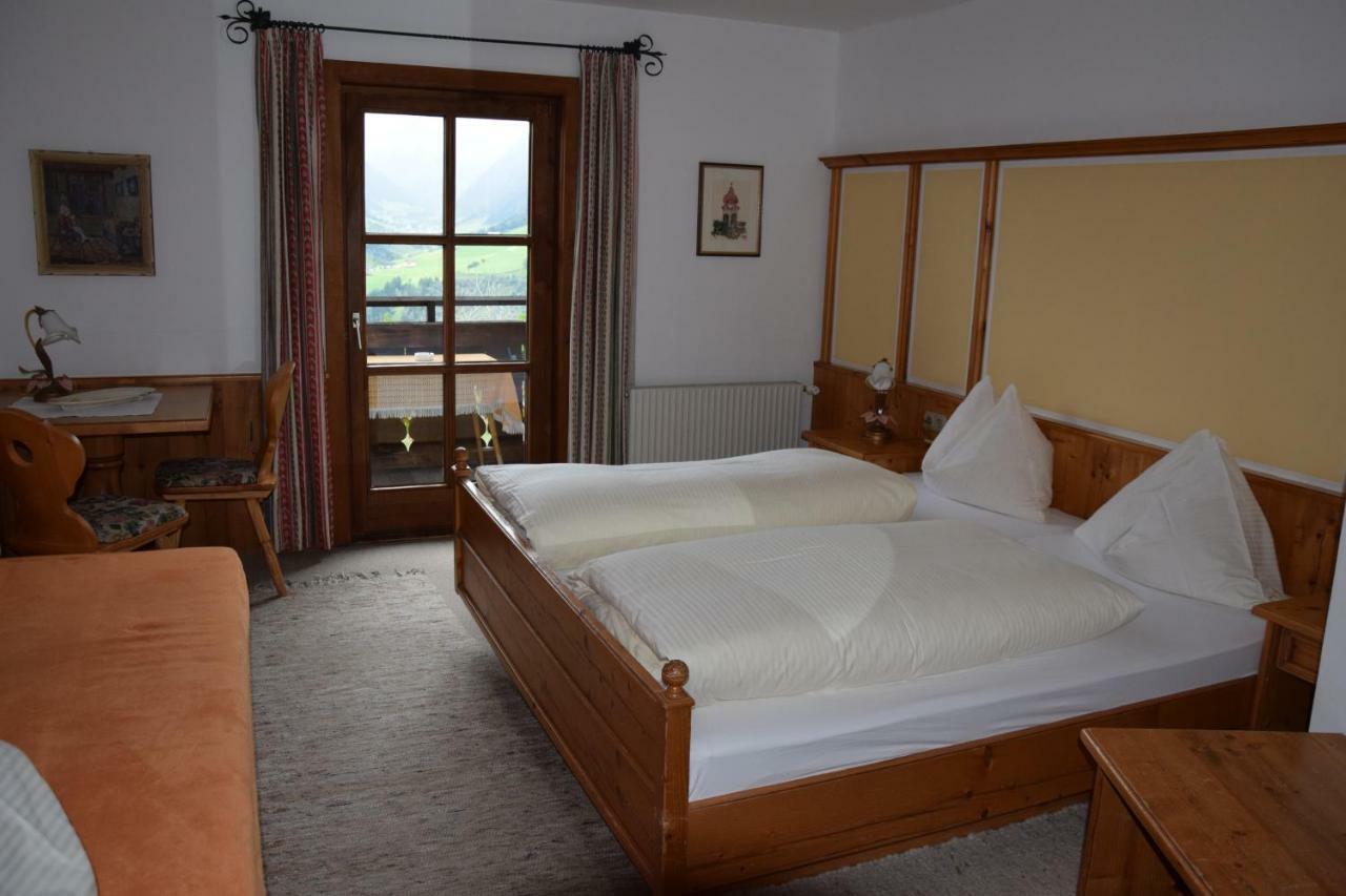 Doppelzimmer mit Balkon