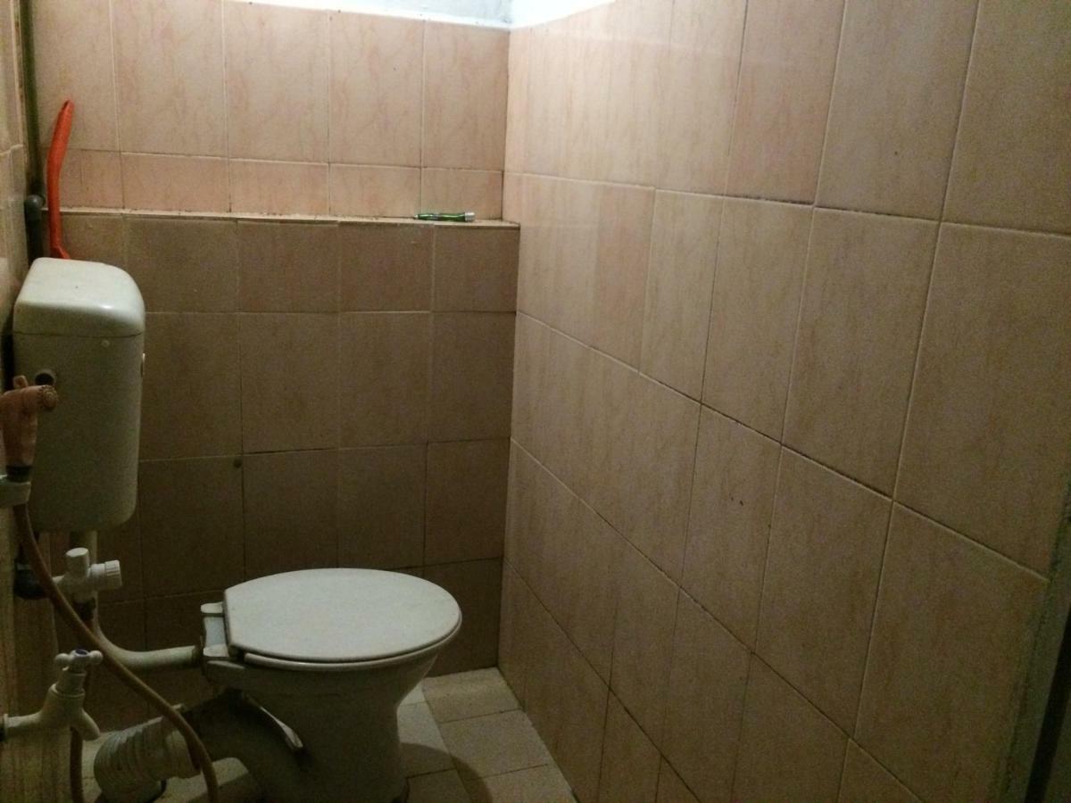 Queen Room with Shared Bathroom