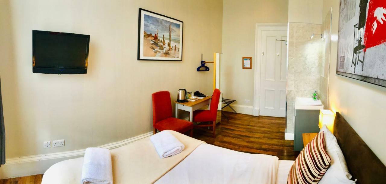 Double Room with Shared Bathroom