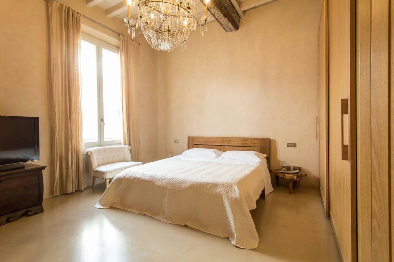 Suite met Queensize Bed en Bubbelbad
