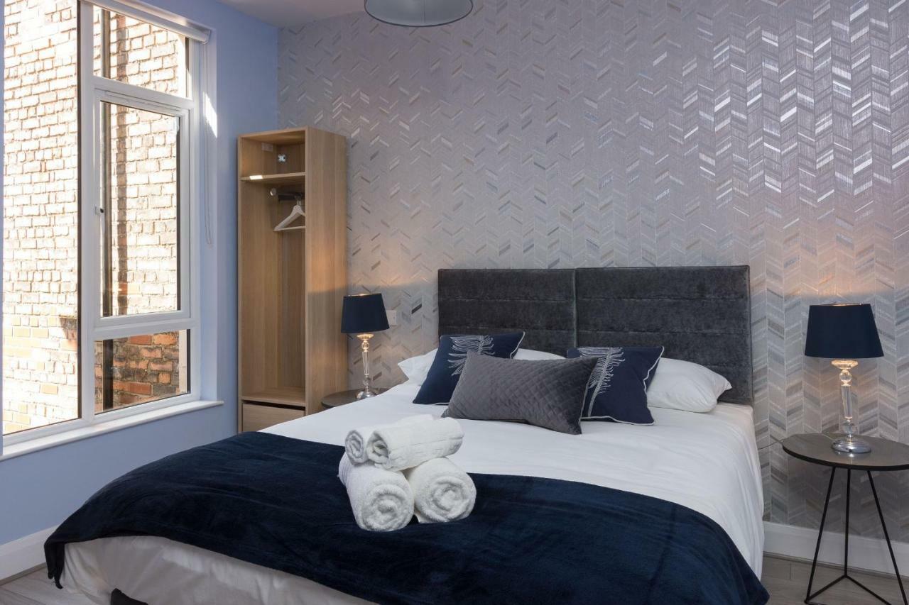 Deluxe Double Room Shower,907755226:JPEG