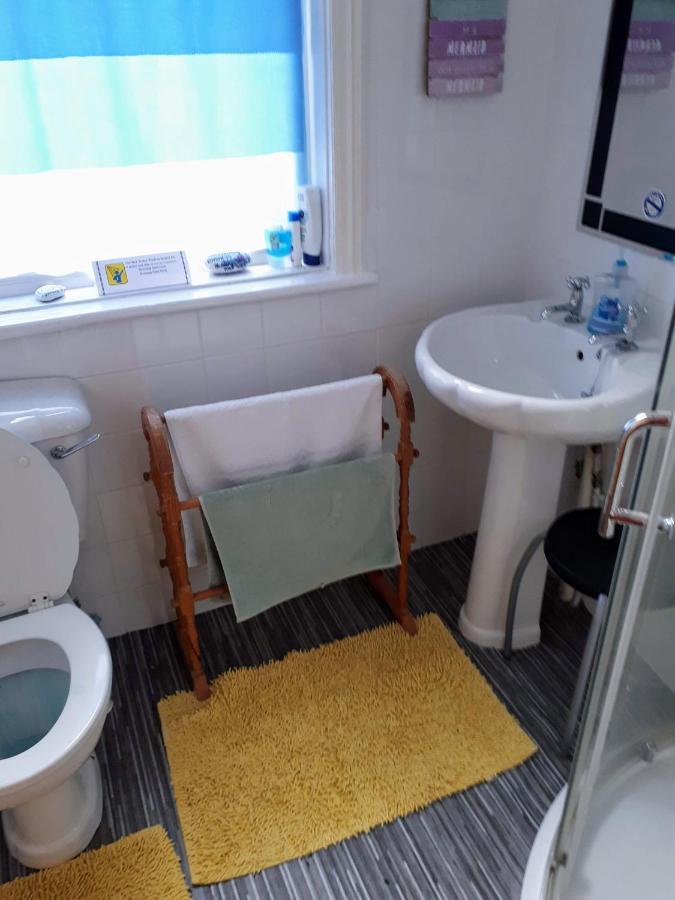 Double Room with Private External Bathroom