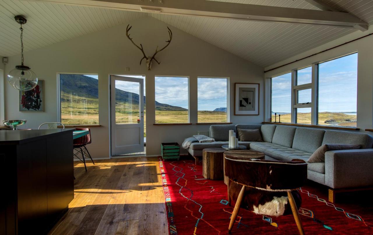 Two-Bedroom House The Lake House