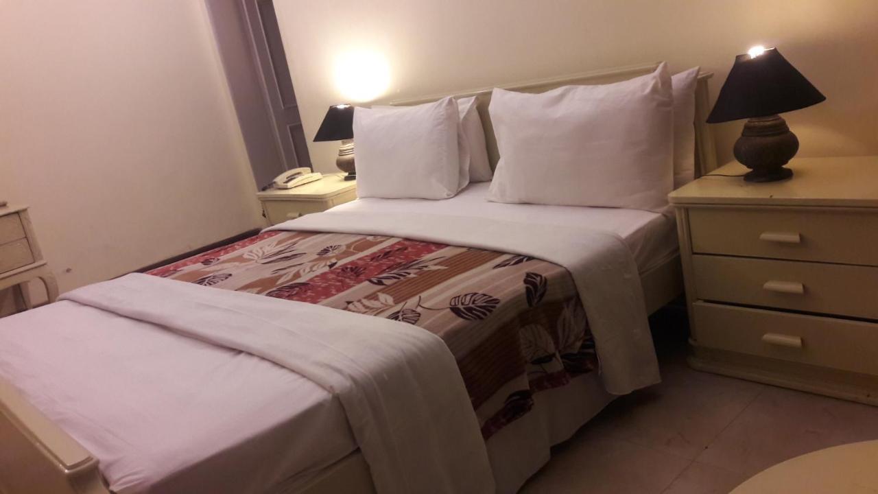 Deluxe Family Suite