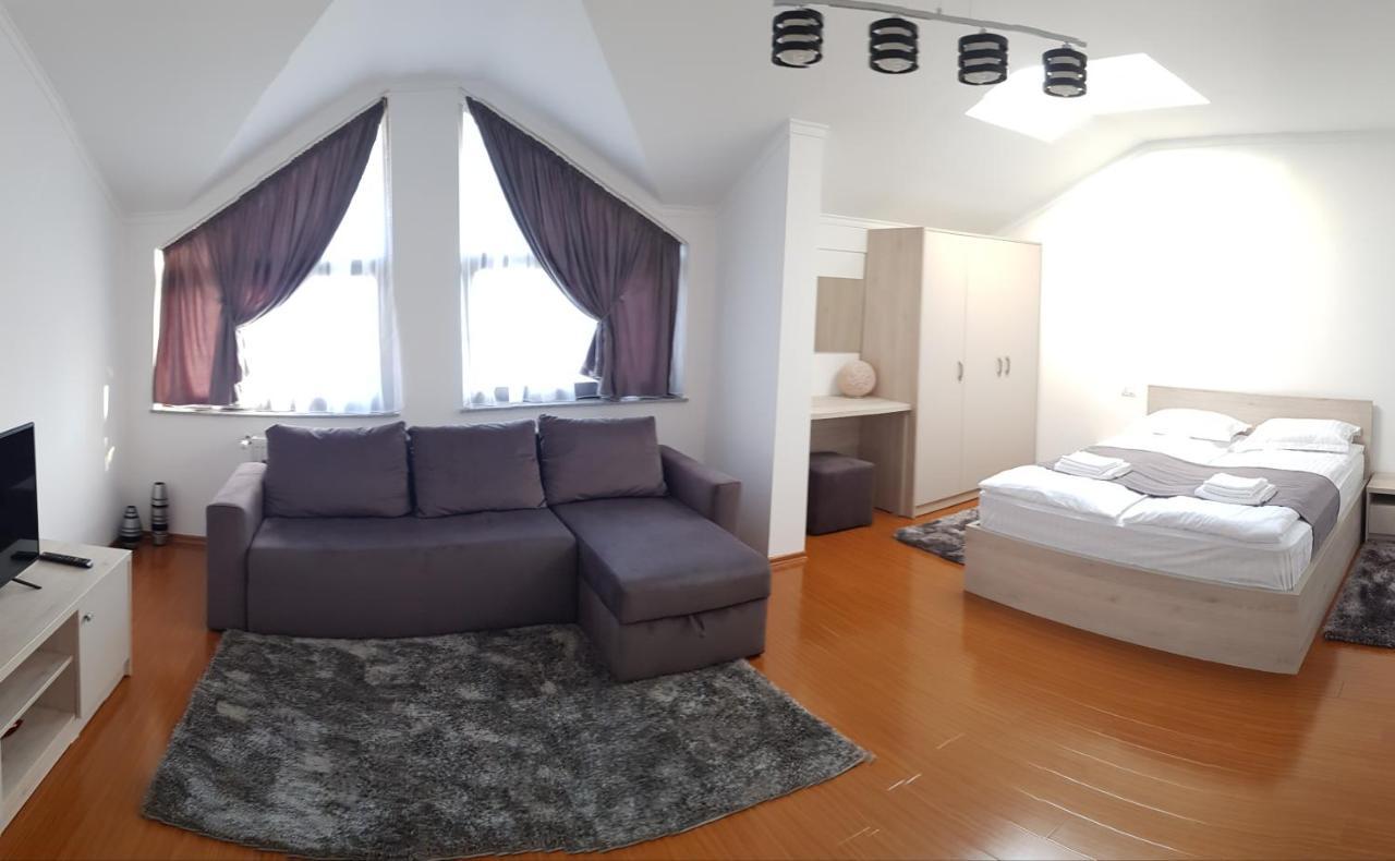 Two-Bedroom Suite