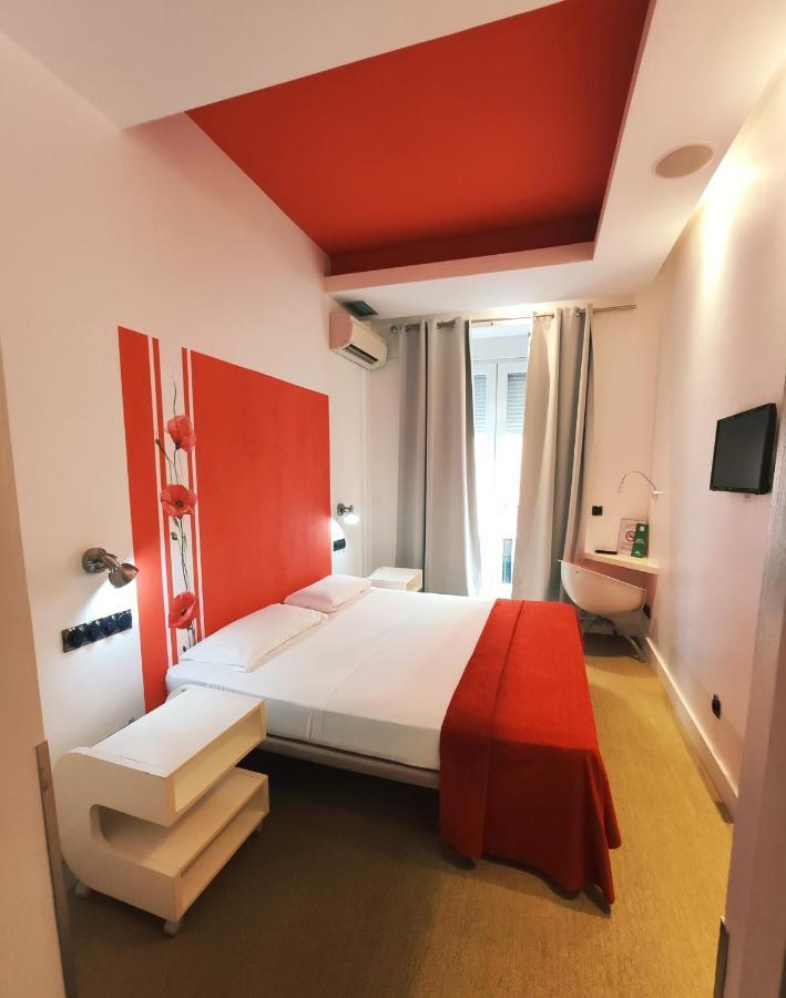 Large Double or Twin Room