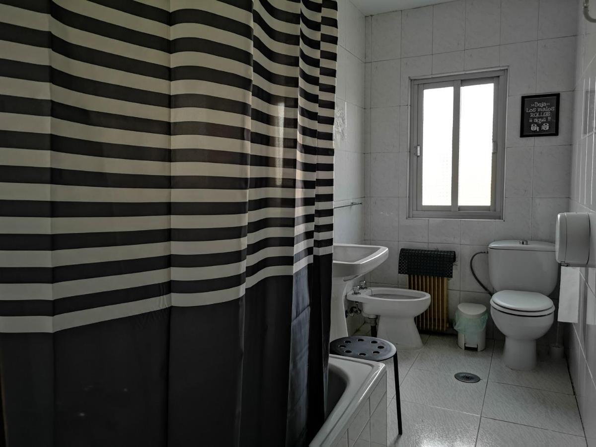Habitación Individual Estándar con baño compartido