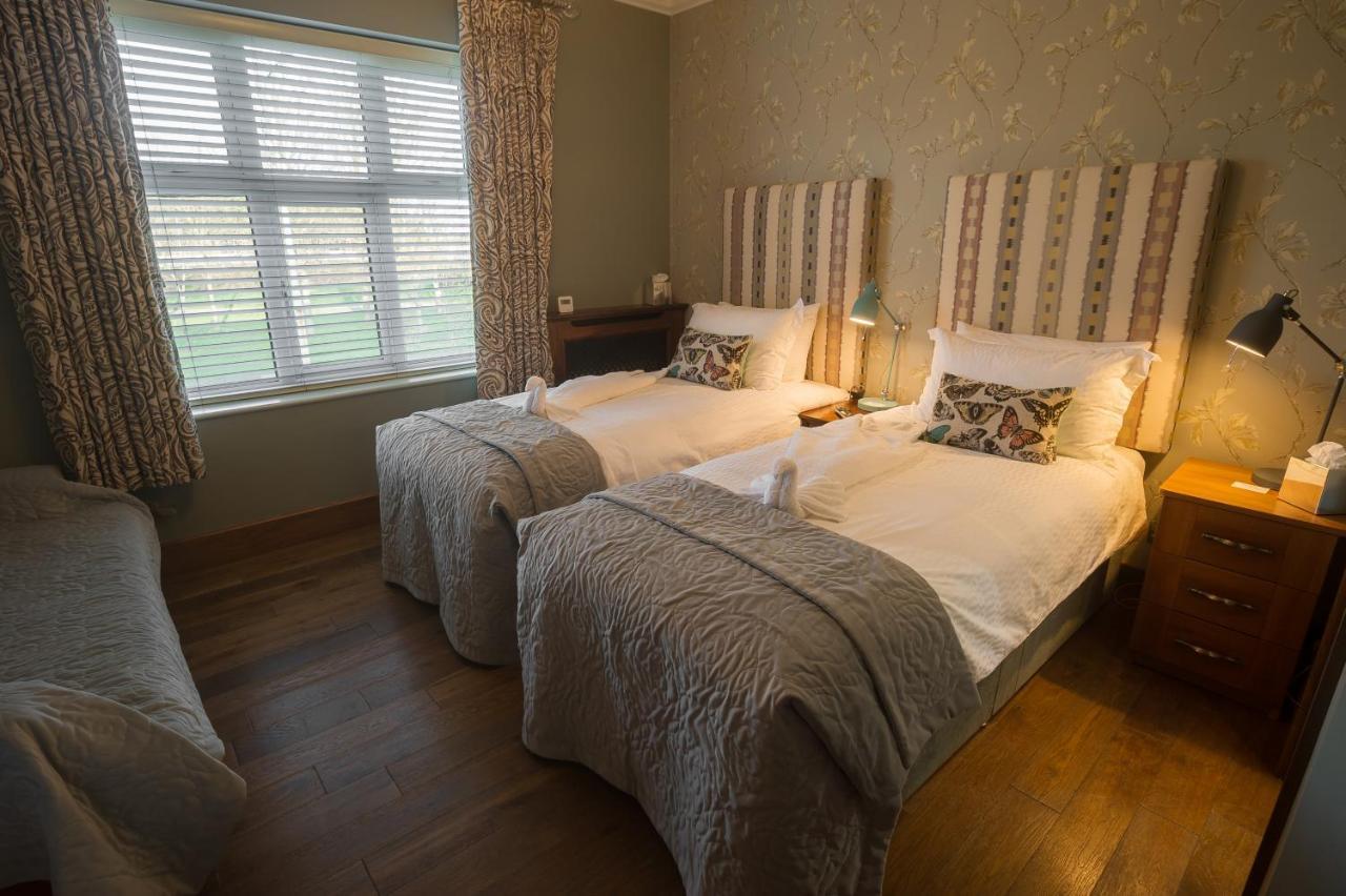 Deluxe Double or Twin Room with Sea View