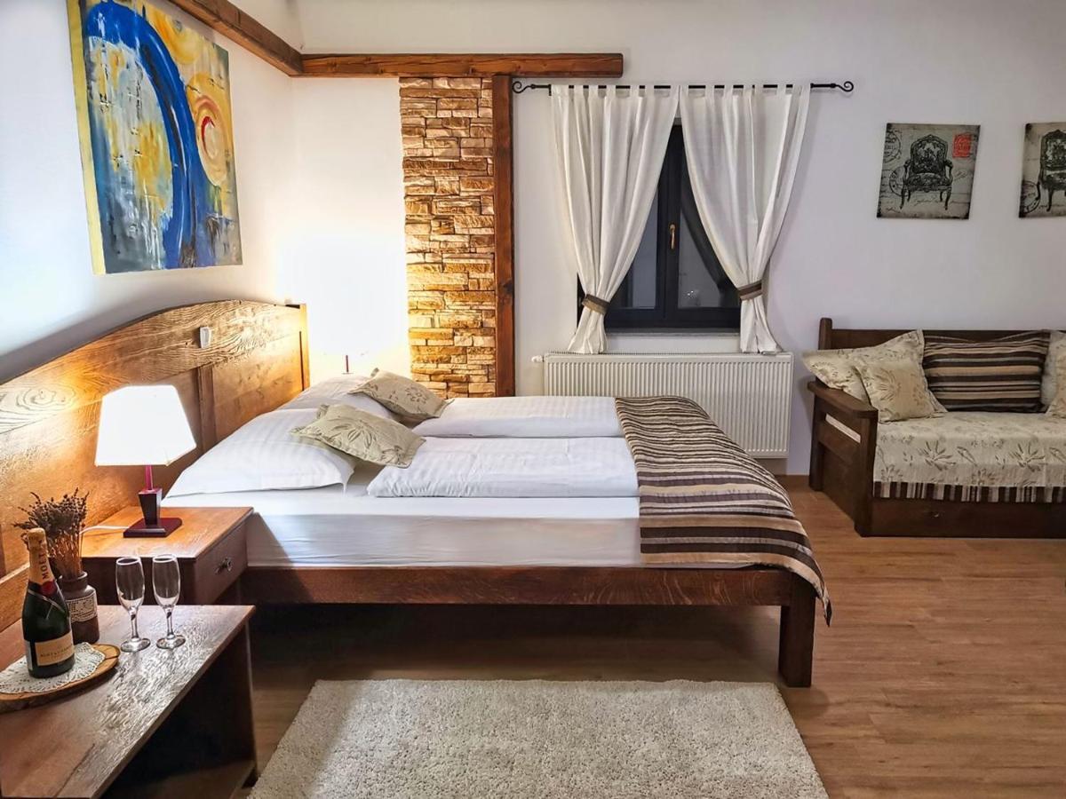 Double or Twin Room with Garden View