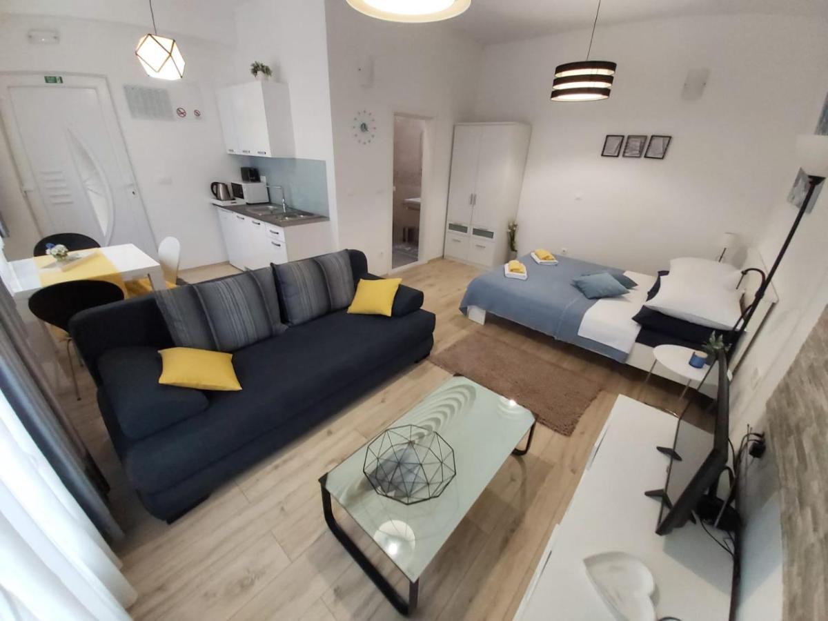 King Studio Sofa Bed,999450825:JPEG