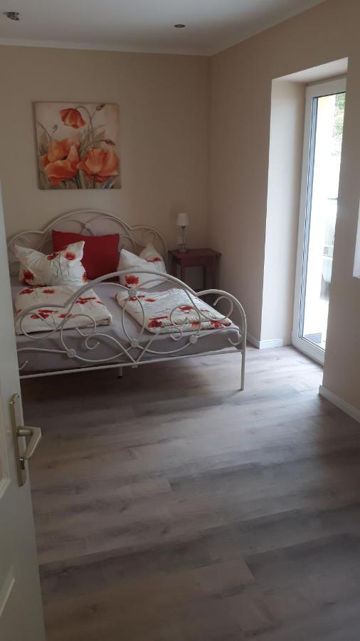 Budget Double Room,998825550:JPEG