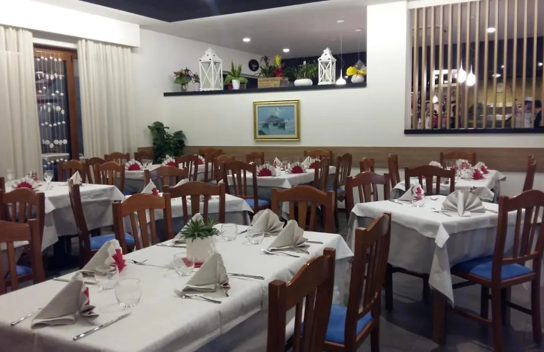 Albergo RISTORANTE SOTTOCASTELLO-1