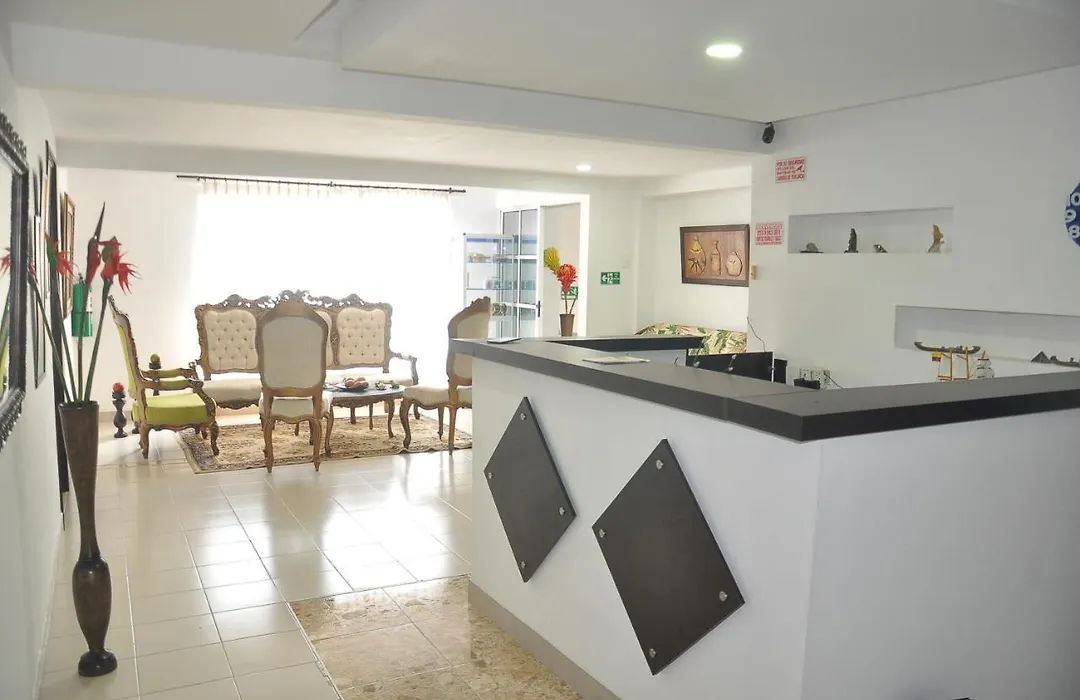 Hostal, Manga mar, Habitaciones privadas y baños privados-1