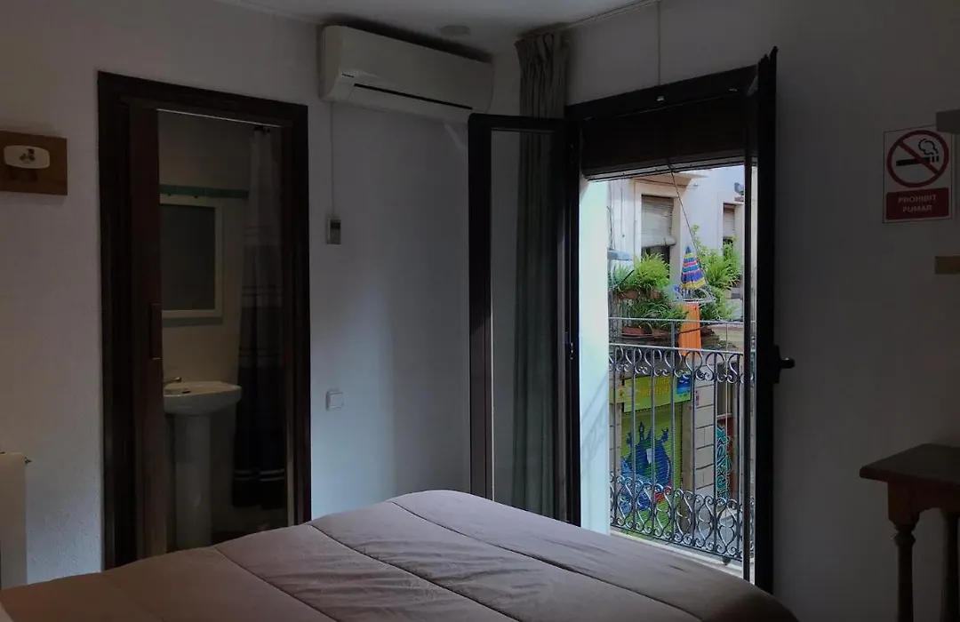 Hostal Radio Barcelona-1