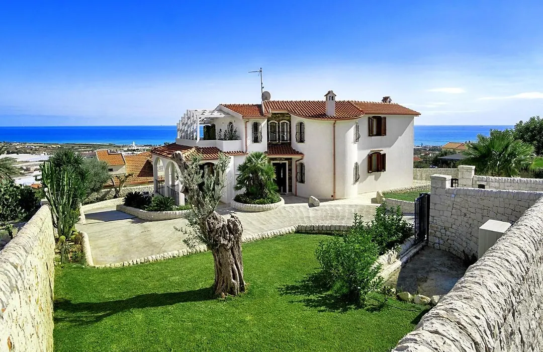 Villa Domus Petraianca-1