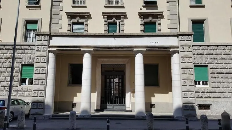 La Maison B-1