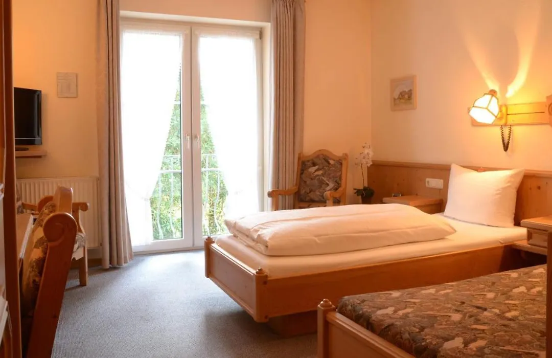 Waldhotel Twiehaus Garni-1