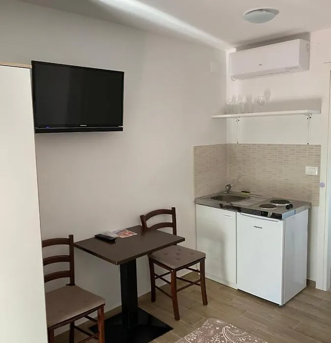 Apartmani Bella Vista-1