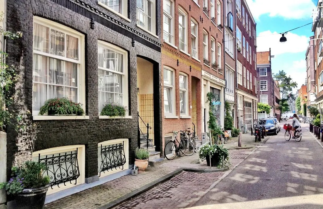 Amsterdam Home-1