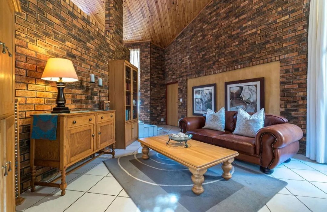 Auberge Cape Guesthouse-1