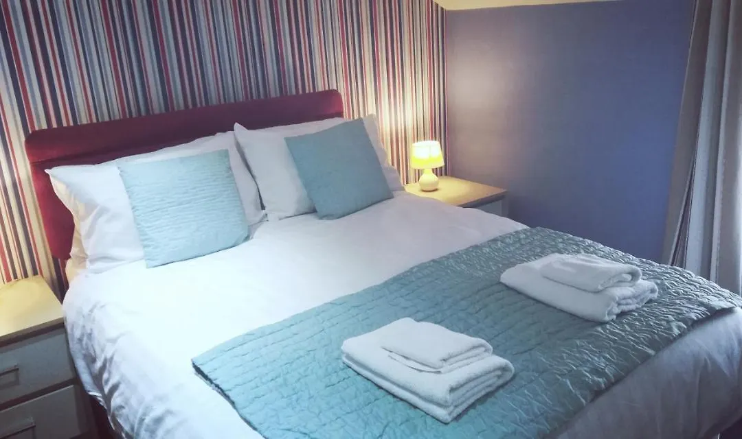 Northdene Theatre Hotel-1