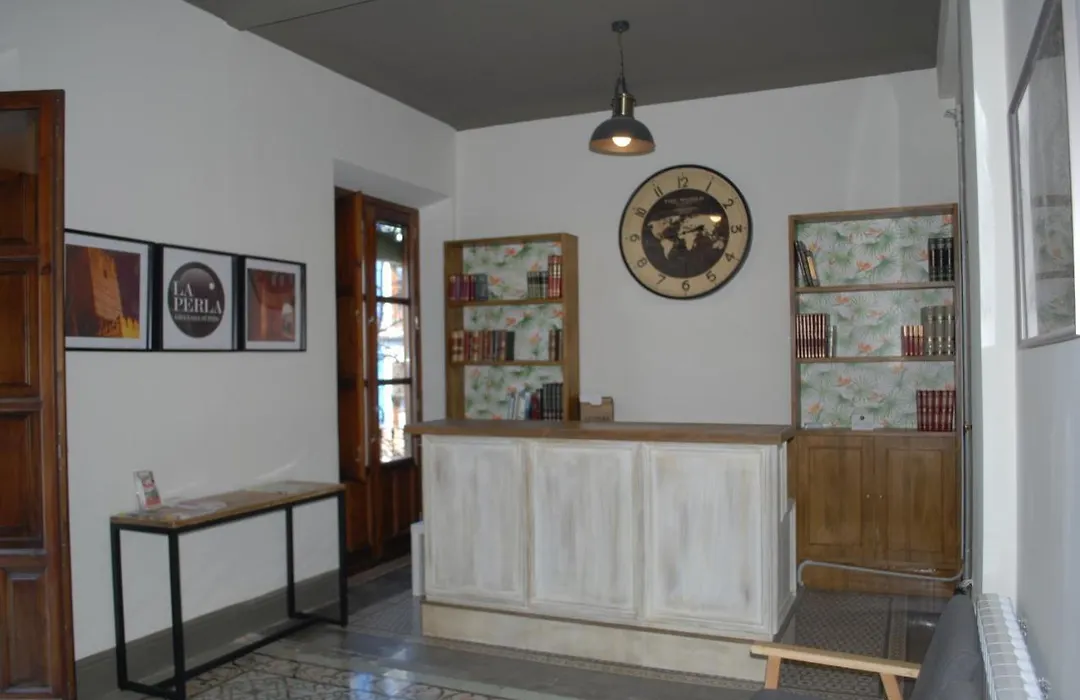 La Perla Granada Suites-1