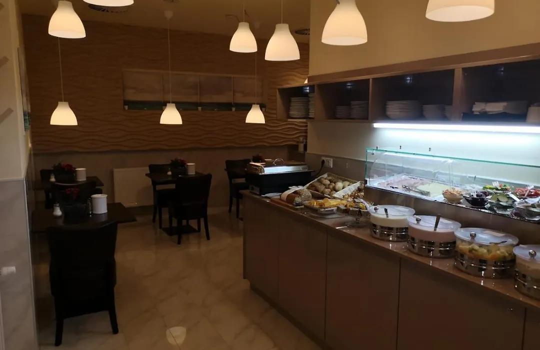 Ch-Hotel Luka-1
