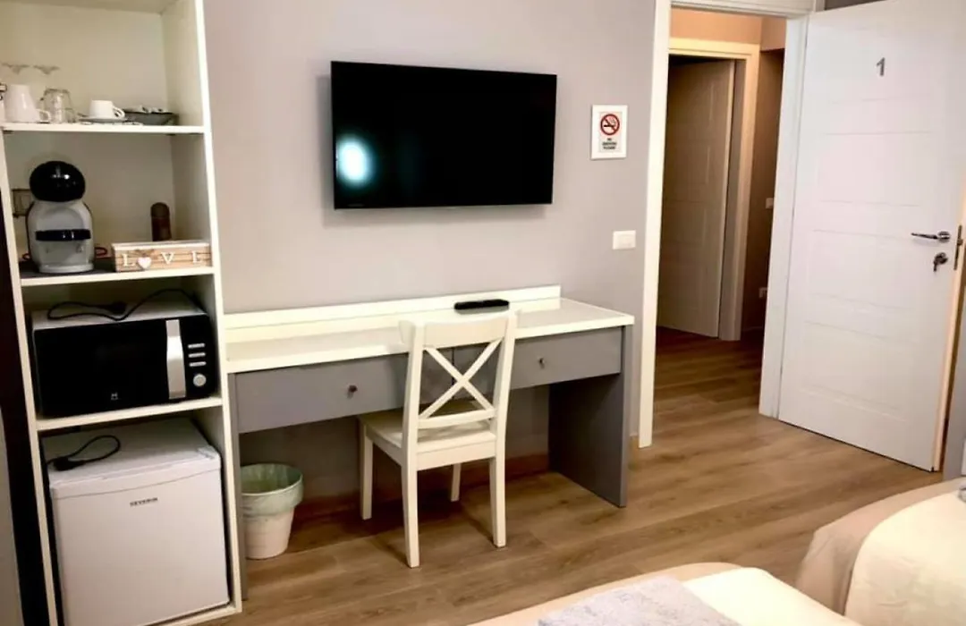 Room Sweet Room 2-1