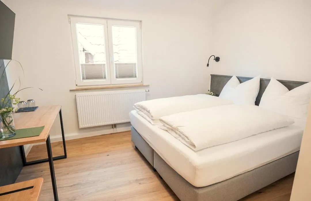 Das Hölderlein - Altstadthotel-1