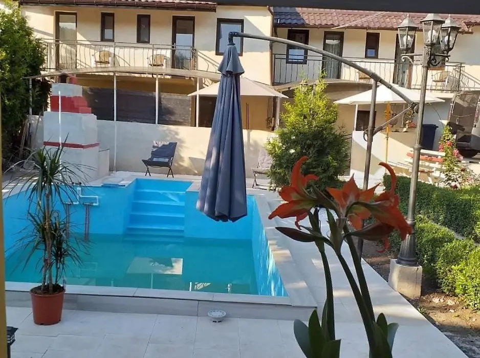Vila Lucia-1