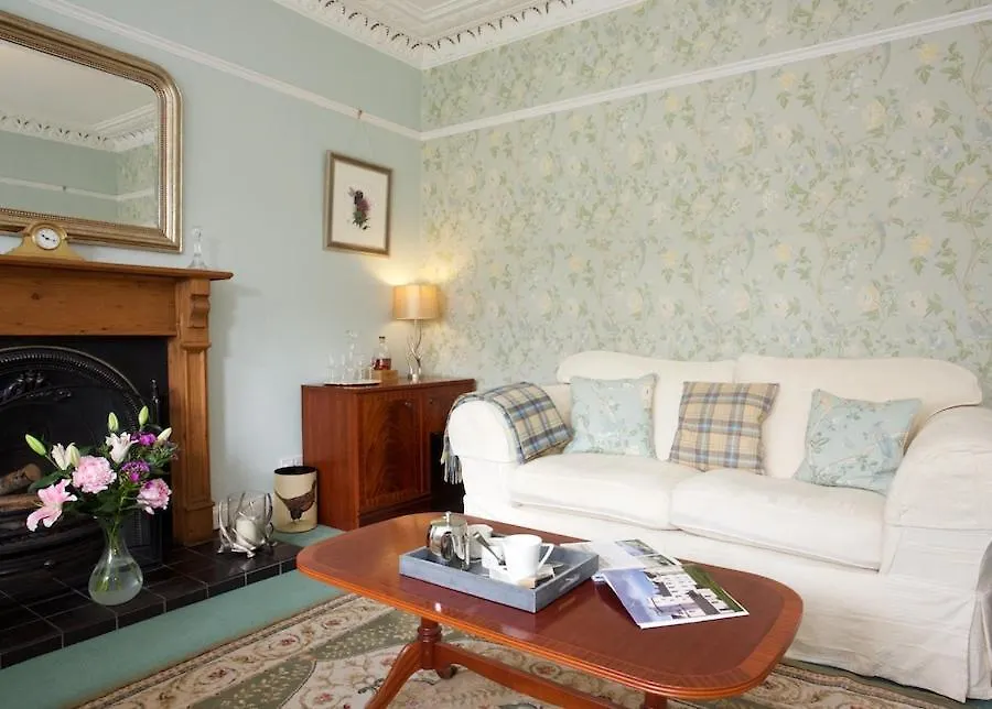 Dunmurray Lodge Guesthouse And Loft Apartment-1
