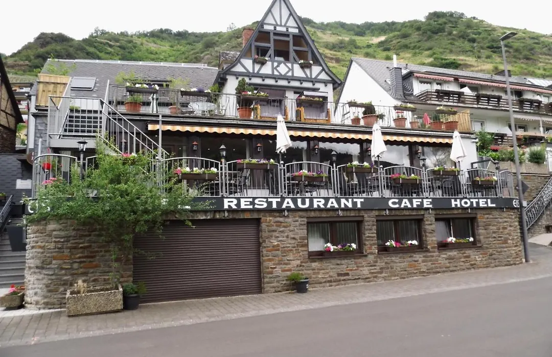 Hotel Restaurant Zum Valwiger Herrenberg-1