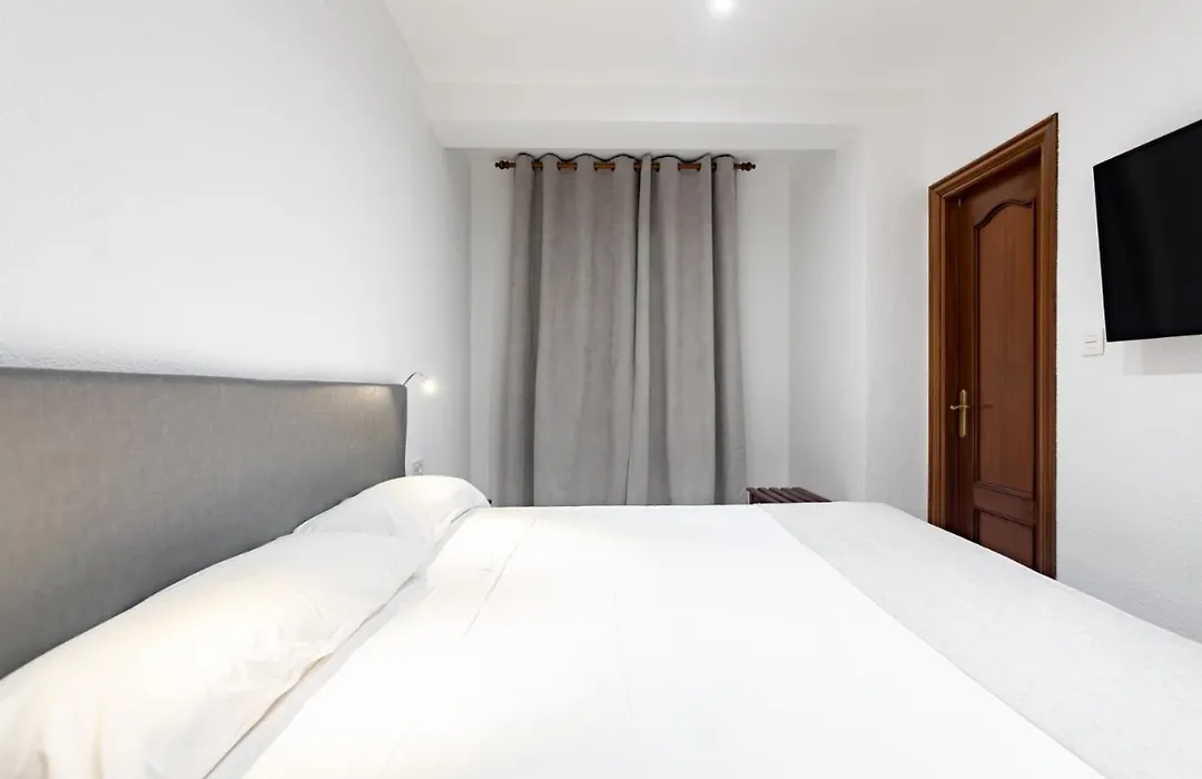 Hostal La Costa-1