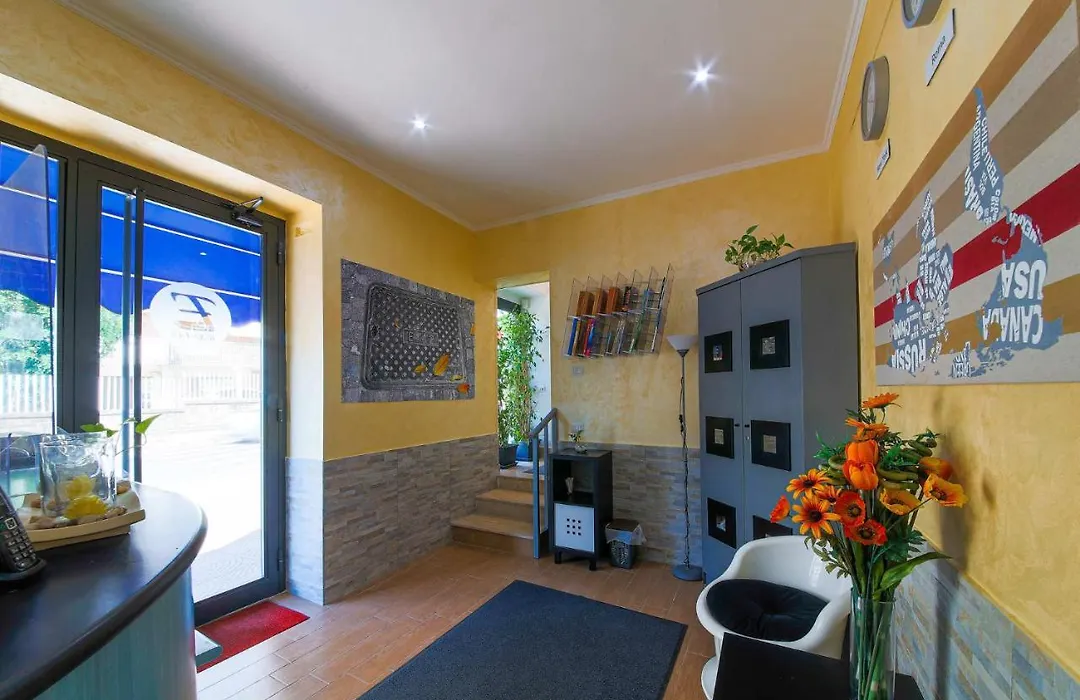 E-Room 42-1