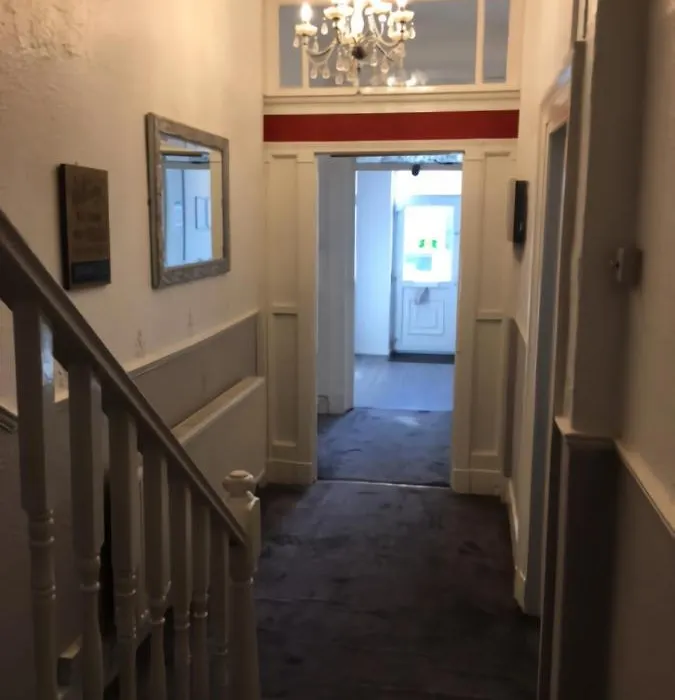 Myroomz Seaview Hotel-1
