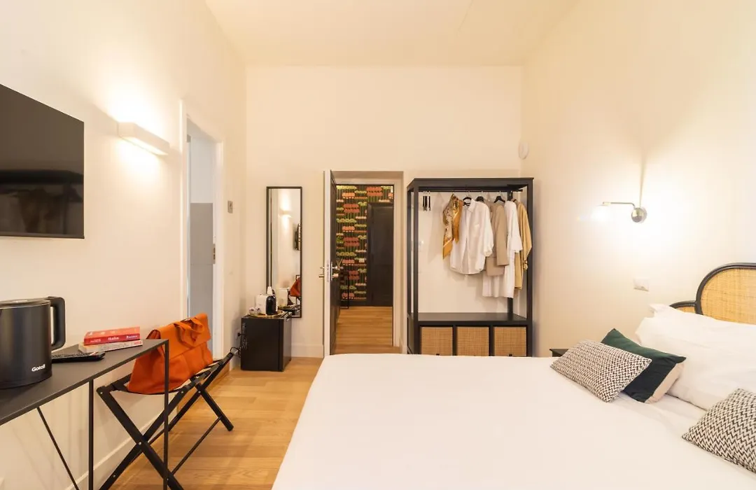 Relais Giulia 141-1